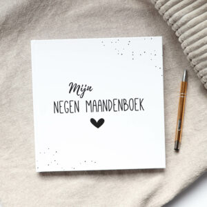 Alternative view of Negen maandenboek