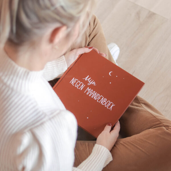 Negen maandenboek - Roestbruin - Afbeelding 2