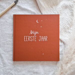 Alternative view of Mijn eerste jaar - Roestbruin