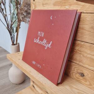 Alternative view of Mijn schooltijd - invulboek - roestbruin