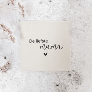 De liefste mama - wit - tegel met gravering